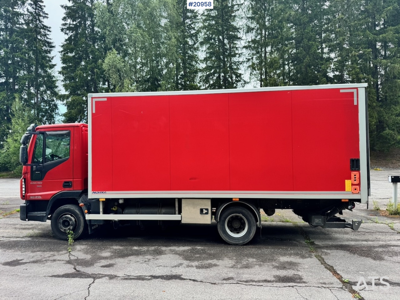 Iveco EuroCargo 120-210L - بصندوق مغلق شاحنة: صور 3 Iveco EuroCargo 120-210L - بصندوق مغلق شاحنة: صور 3
