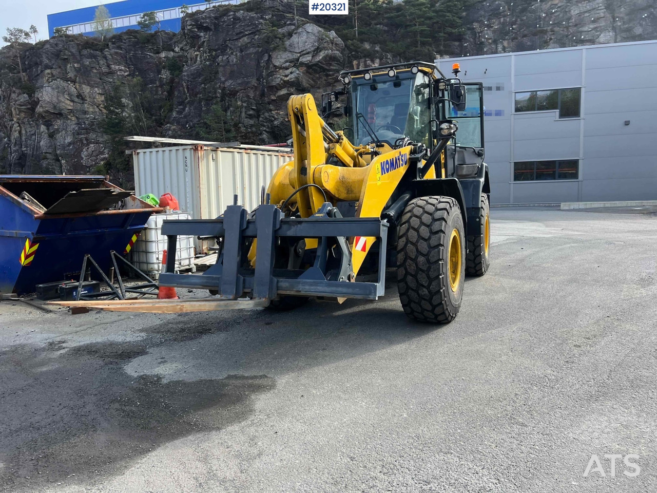 Komatsu WA320-8EO - اللودر بعجل: صور 3 Komatsu WA320-8EO - اللودر بعجل: صور 3