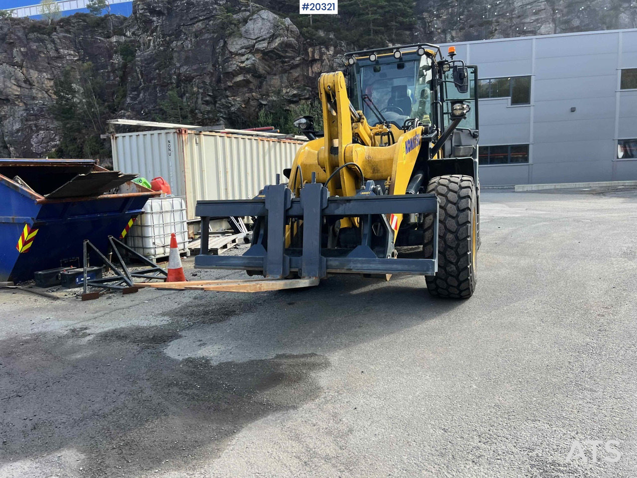 Komatsu WA320-8EO - اللودر بعجل: صور 4 Komatsu WA320-8EO - اللودر بعجل: صور 4