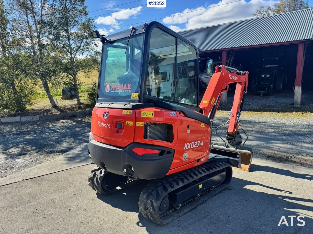Kubota KX027-4 - حفارة مصغرة: صور 5 Kubota KX027-4 - حفارة مصغرة: صور 5