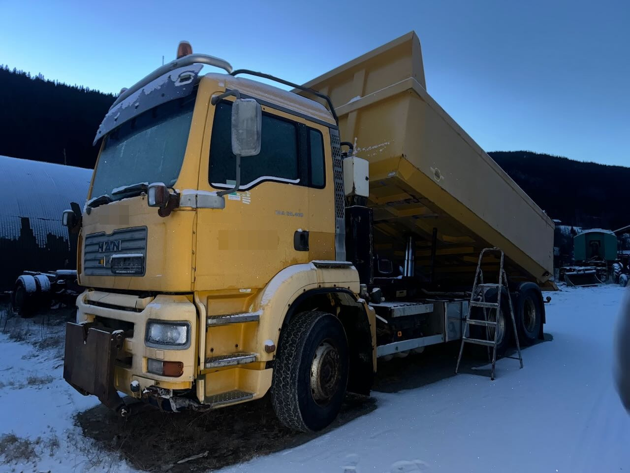 MAN TGA 28.410 6x2 Brøyterigget Tippbil. Rep objekt. - قلابات: صور 2 MAN TGA 28.410 6x2 Brøyterigget Tippbil. Rep objekt. - قلابات: صور 2