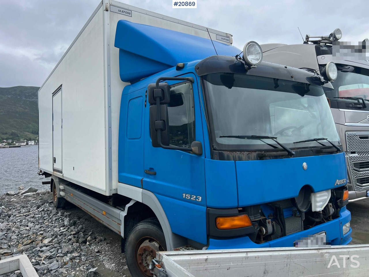 Mercedes 1523 4x2 skapbil m/ full sideåpning og lift Rep.objekt - بصندوق مغلق شاحنة: صور 4 Mercedes 1523 4x2 skapbil m/ full sideåpning og lift Rep.objekt - بصندوق مغلق شاحنة: صور 4