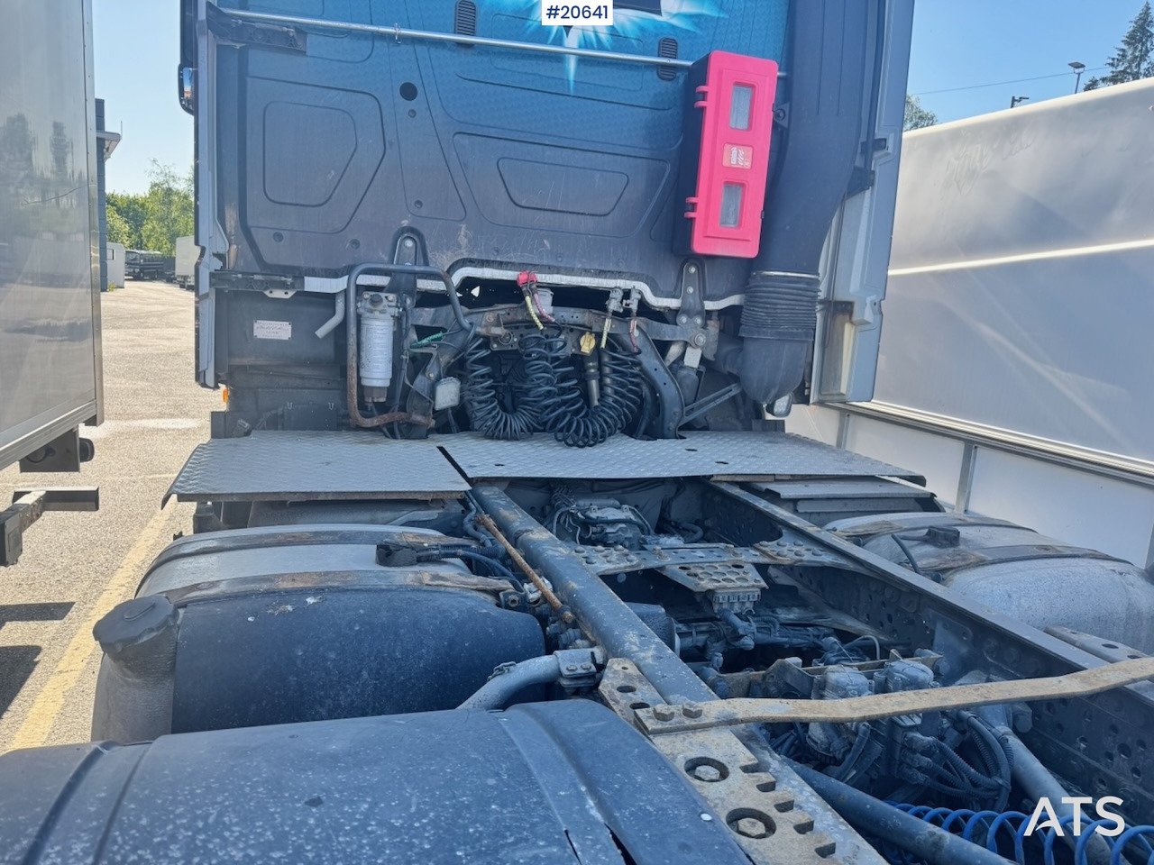 شاحنة جرار Mercedes 2551: صور 6