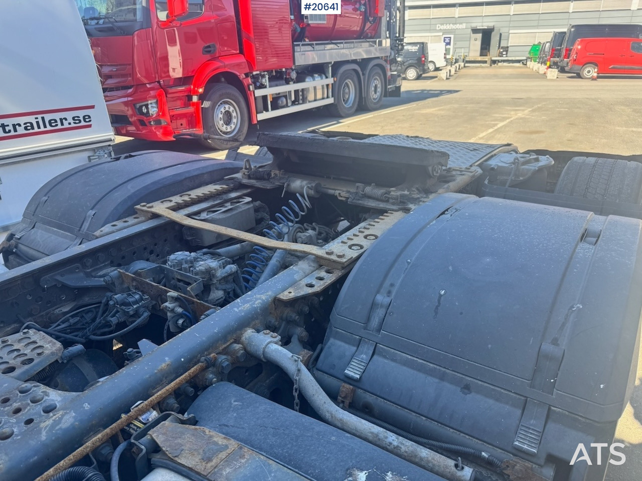 شاحنة جرار Mercedes 2551: صور 8