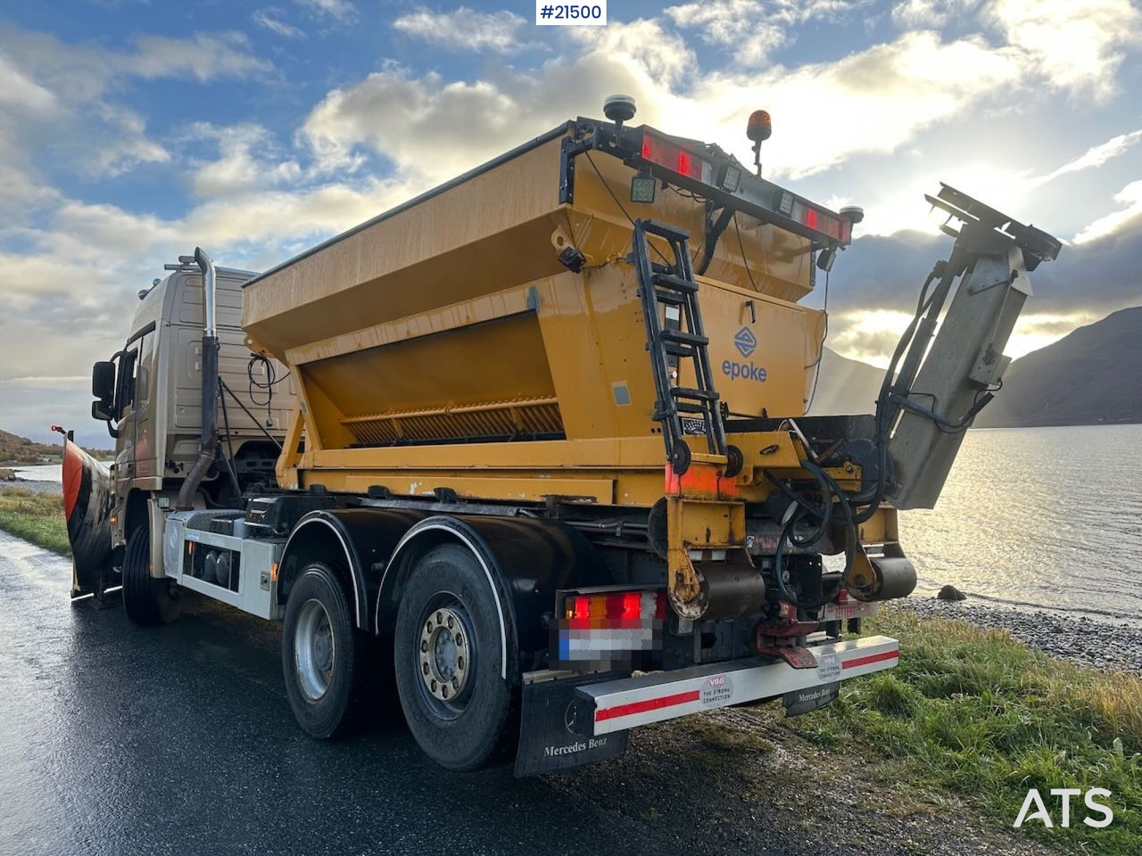 Mercedes Actros 2848 4x4+2 brøyterigget krokbil - شاحنة ذات الخطاف: صور 3 Mercedes Actros 2848 4x4+2 brøyterigget krokbil - شاحنة ذات الخطاف: صور 3