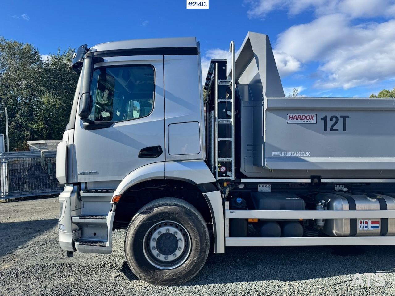 Mercedes Arocs 2543 - شاحنة ذات الخطاف: صور 4 Mercedes Arocs 2543 - شاحنة ذات الخطاف: صور 4