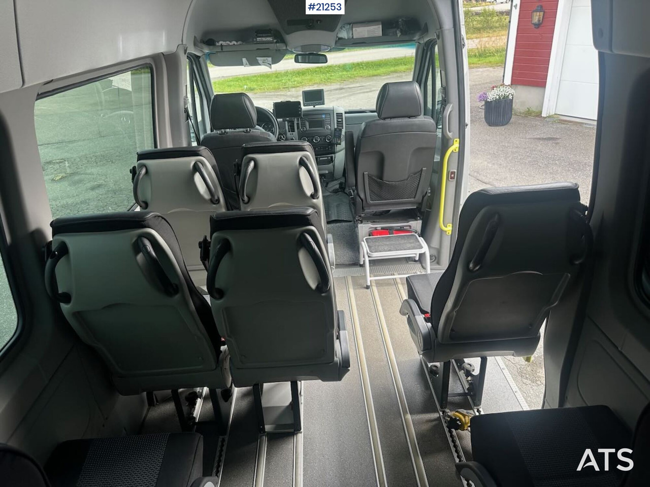صغيرة, ميكروباص Mercedes Sprinter: صور 21