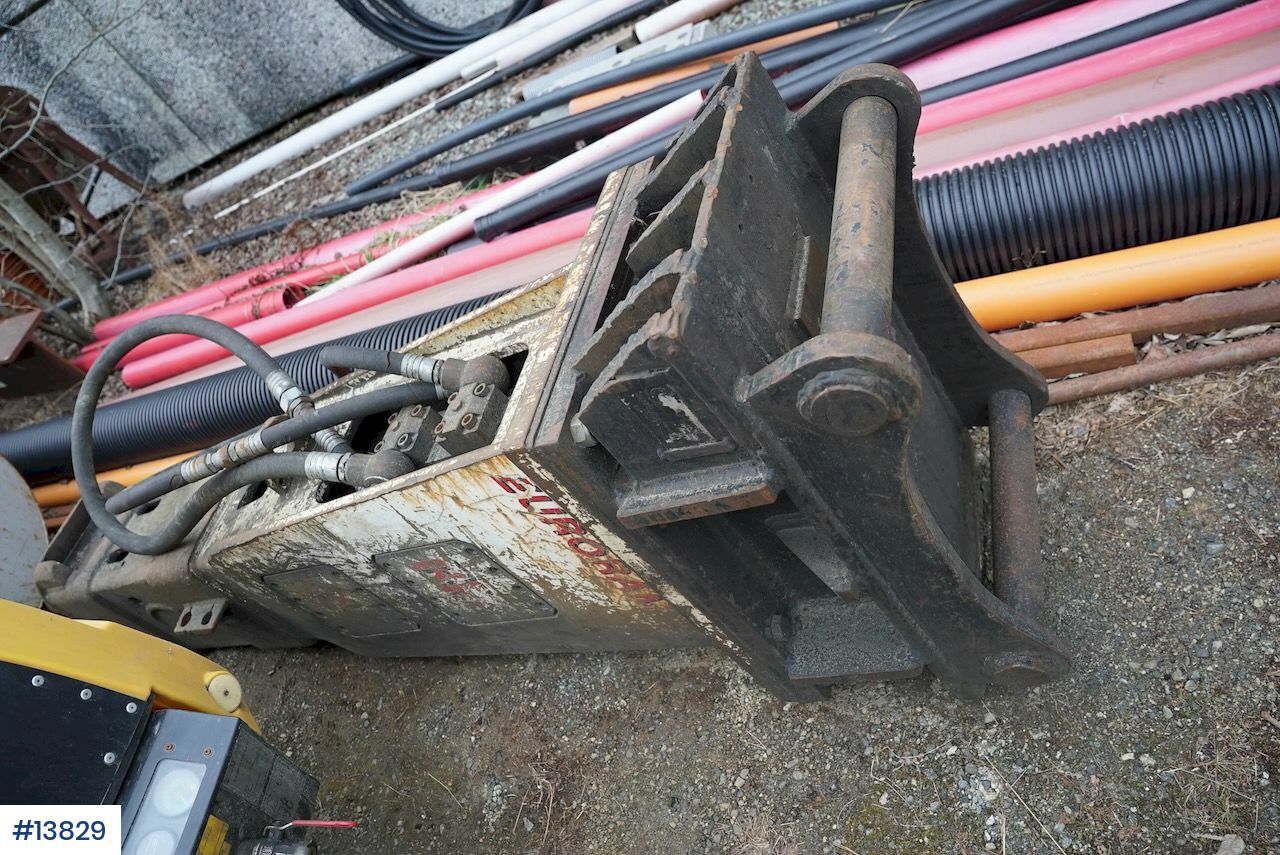 Pigghammer Pigghammer med 70 feste - مطرقة هيدروليكية: صور 1 Pigghammer Pigghammer med 70 feste - مطرقة هيدروليكية: صور 1