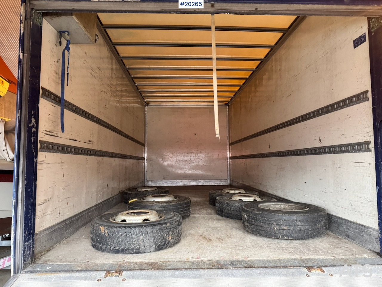 Renault midlum 220.08 - بصندوق مغلق شاحنة: صور 4 Renault midlum 220.08 - بصندوق مغلق شاحنة: صور 4