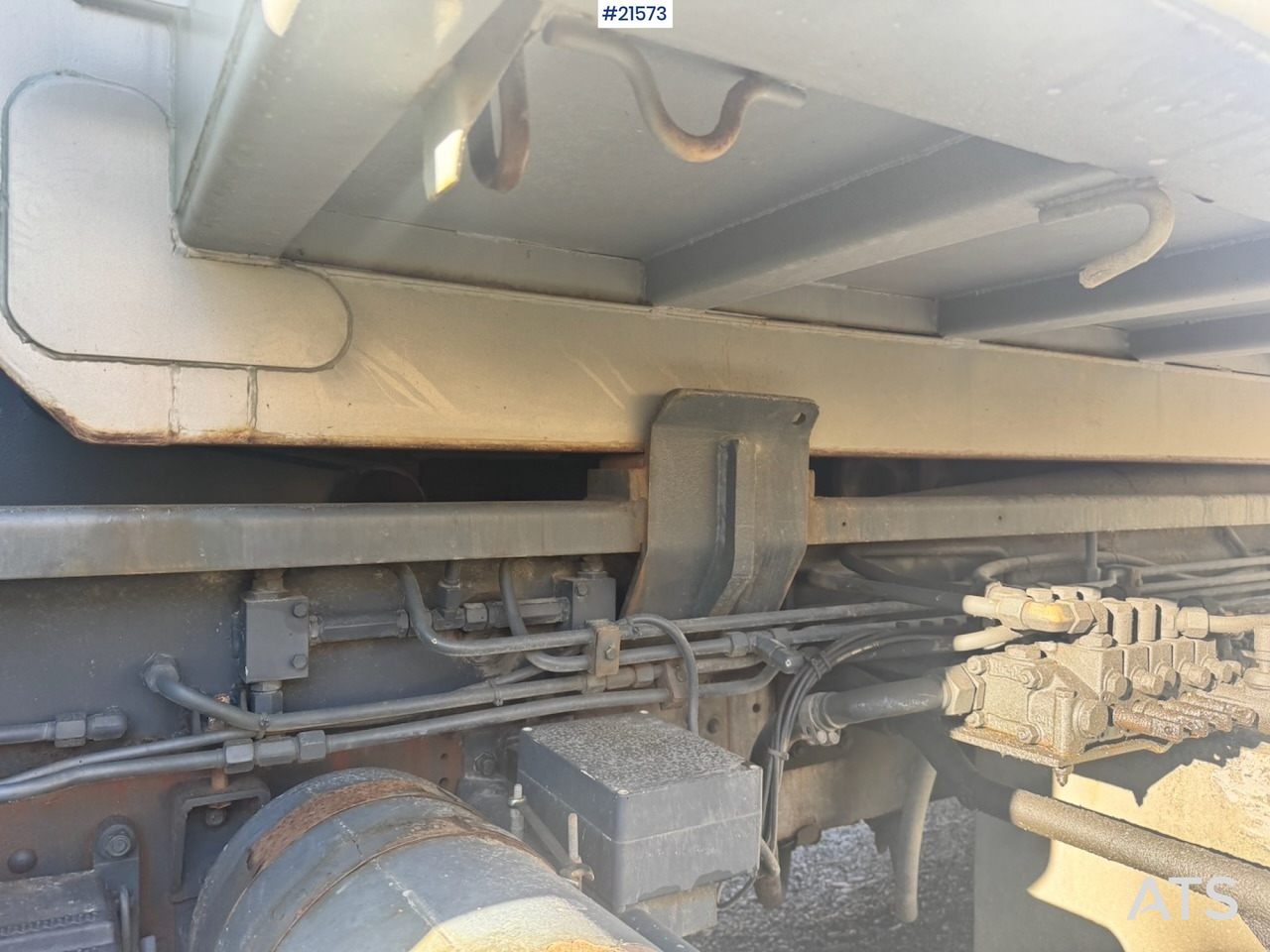 شاحنة ذات الخطاف Scania 124G 6x2 Krokbil: صور 26 شاحنة ذات الخطاف Scania 124G 6x2 Krokbil: صور 26
