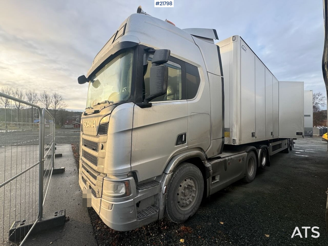 Scania R590 6x2 Trekkvogn m/ Walking floor hydraulikk - شاحنة جرار: صور 2 Scania R590 6x2 Trekkvogn m/ Walking floor hydraulikk - شاحنة جرار: صور 2