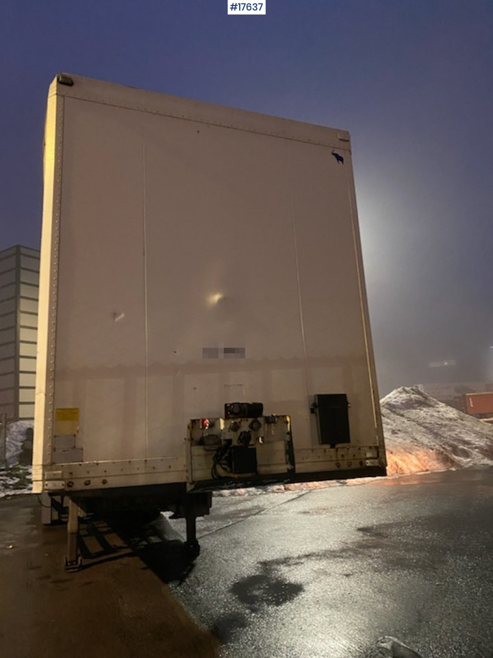 Schmitz Cargobull - بصندوق مغلق نصف مقطورة: صور 3 Schmitz Cargobull - بصندوق مغلق نصف مقطورة: صور 3
