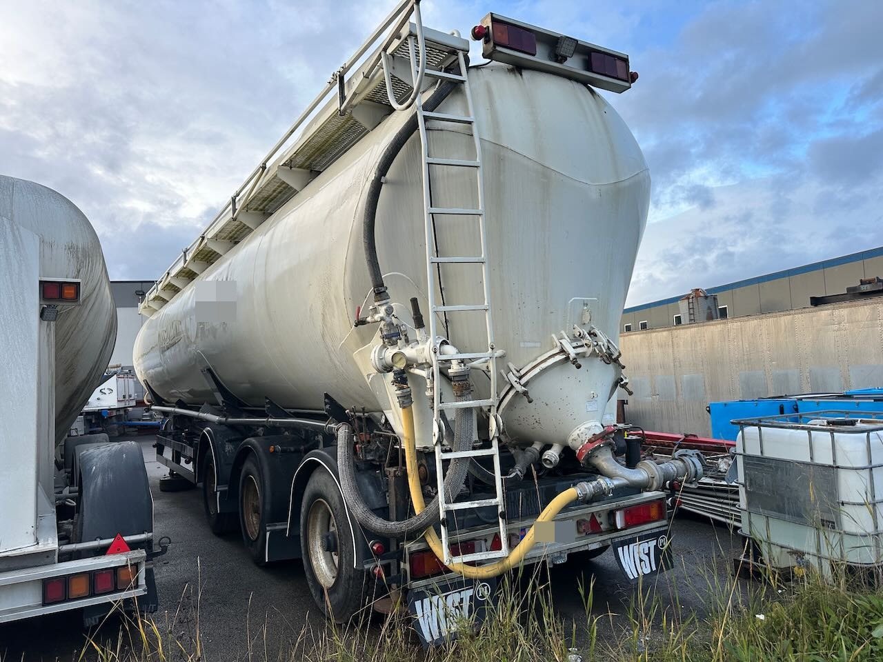 Spitzer 1996 Spitzer silo-trailer 3 akslet bulkhenger - بلكر: صور 5 Spitzer 1996 Spitzer silo-trailer 3 akslet bulkhenger - بلكر: صور 5
