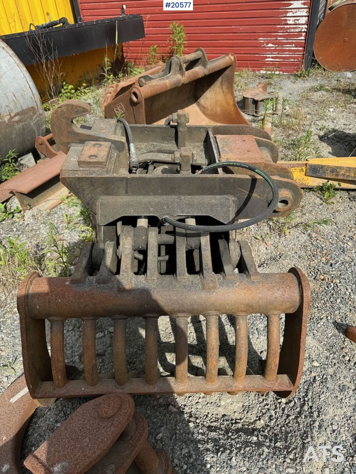 Tømmerklo m/ B20 feste - مخلبي - آلات البناء: صور 4 Tømmerklo m/ B20 feste - مخلبي - آلات البناء: صور 4