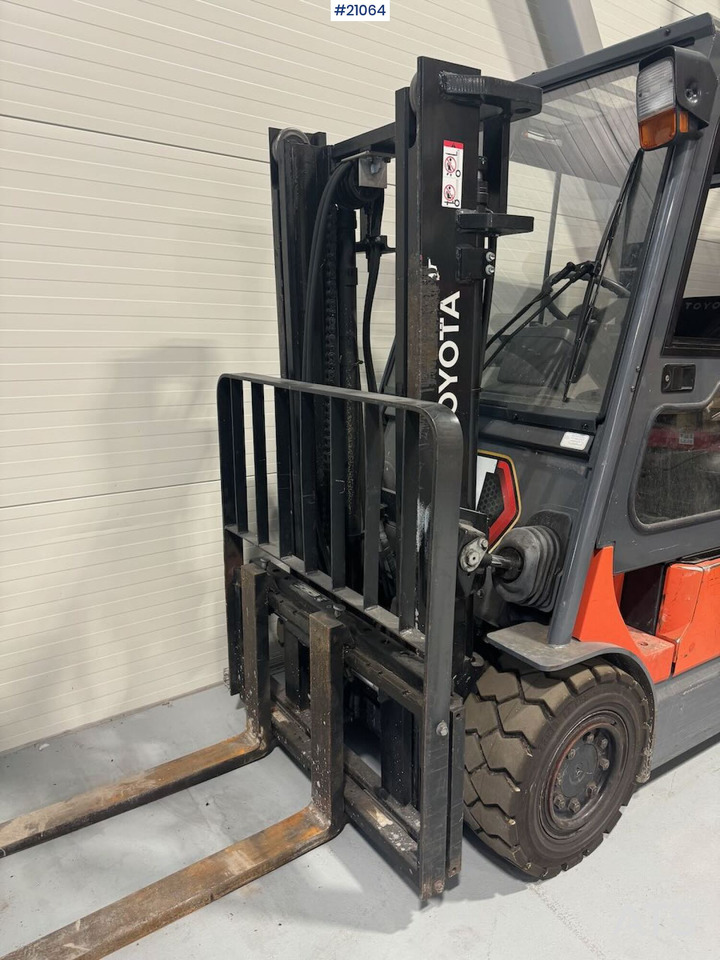 Toyota 7FBMF30 Motvektstruck - رافعة شوكية كهربائية: صور 5 Toyota 7FBMF30 Motvektstruck - رافعة شوكية كهربائية: صور 5