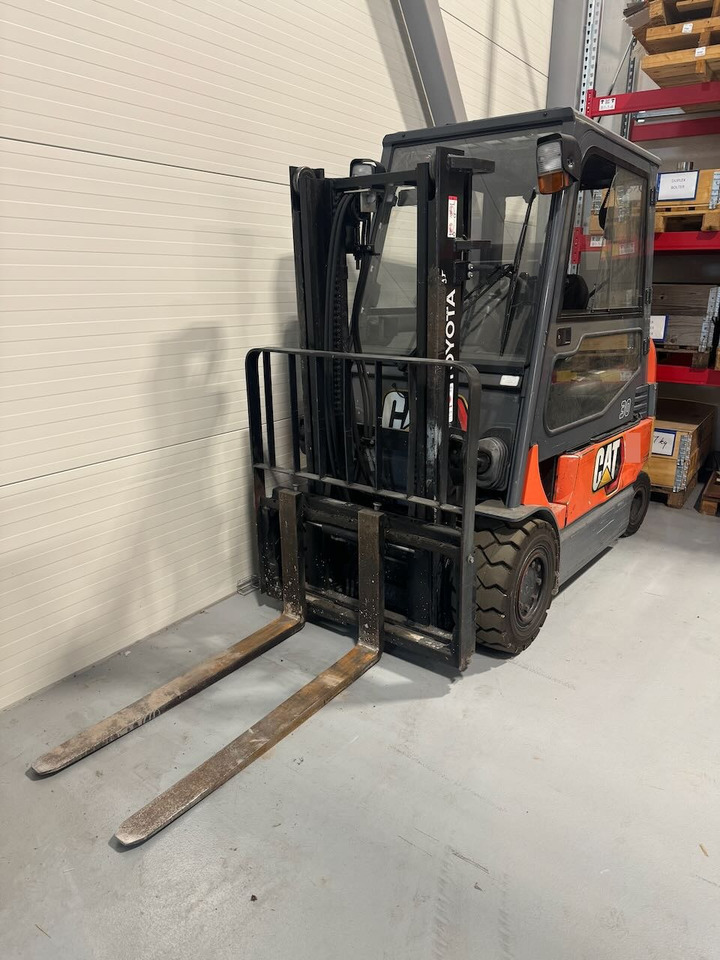 Toyota 7FBMF30 Motvektstruck - رافعة شوكية كهربائية: صور 3 Toyota 7FBMF30 Motvektstruck - رافعة شوكية كهربائية: صور 3