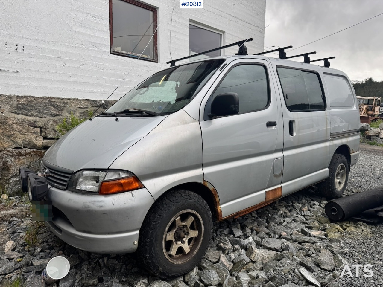 Toyota Hiace - فان: صور 1 Toyota Hiace - فان: صور 1