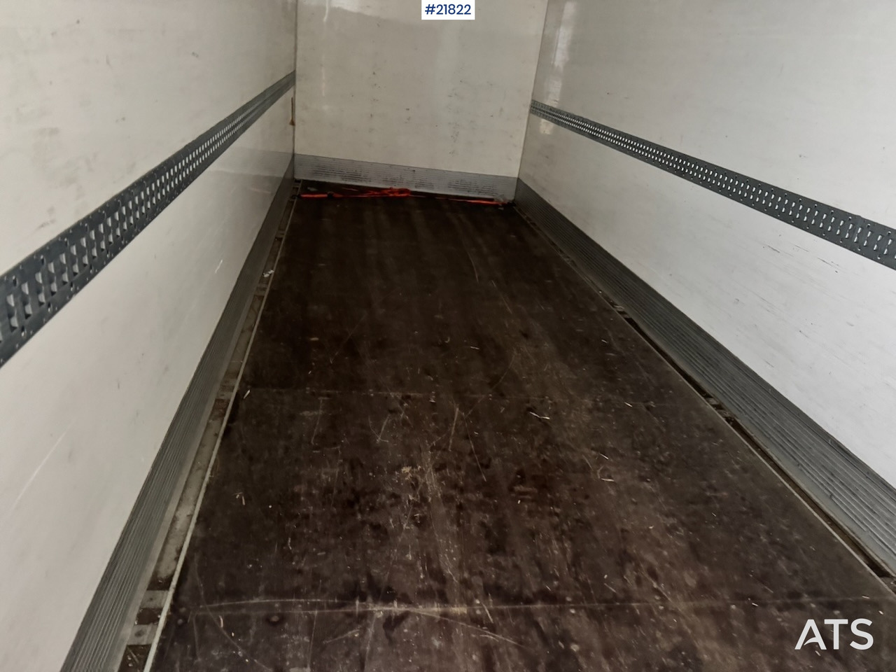 بصندوق مغلق شاحنة Volvo 2015 Volvo FH420 6x2 Skapbil. Eu-godkjent. SE VIDEO: صور 27