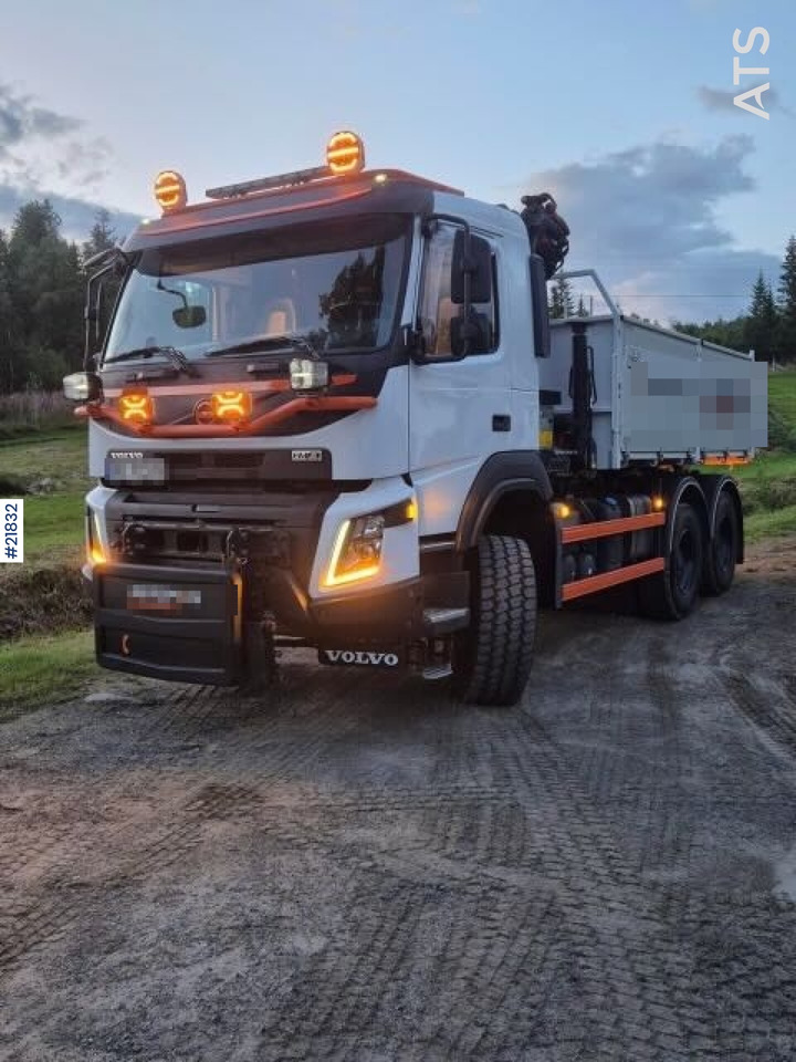 Volvo 2019 Volvo FMX 6x6 brøyterigget tippbil m/ 9,5 t/m kran, 2 sett dekk og lettkasse - قلابات: صور 1 Volvo 2019 Volvo FMX 6x6 brøyterigget tippbil m/ 9,5 t/m kran, 2 sett dekk og lettkasse - قلابات: صور 1