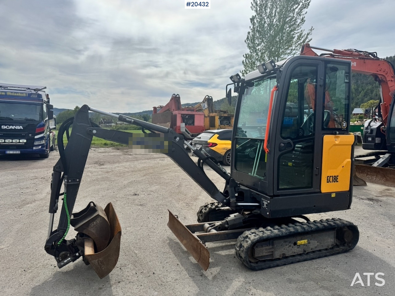 Volvo EC18E - حفارة: صور 2 Volvo EC18E - حفارة: صور 2