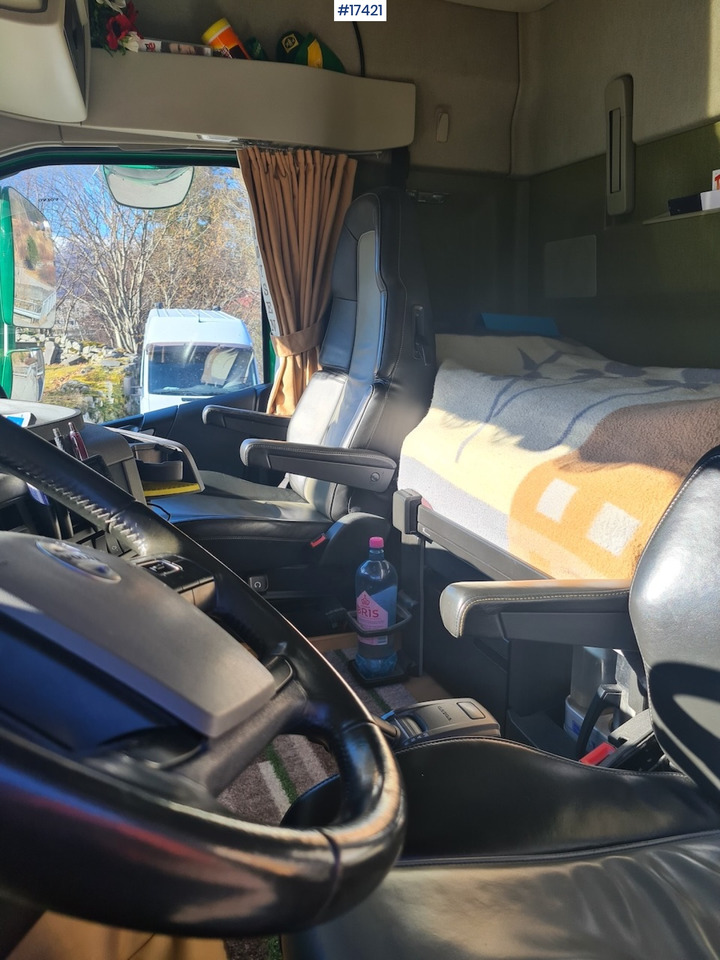 تأجير Volvo FH 8x4 Chassis SE VIDEO Volvo FH 8x4 Chassis SE VIDEO: صور 8