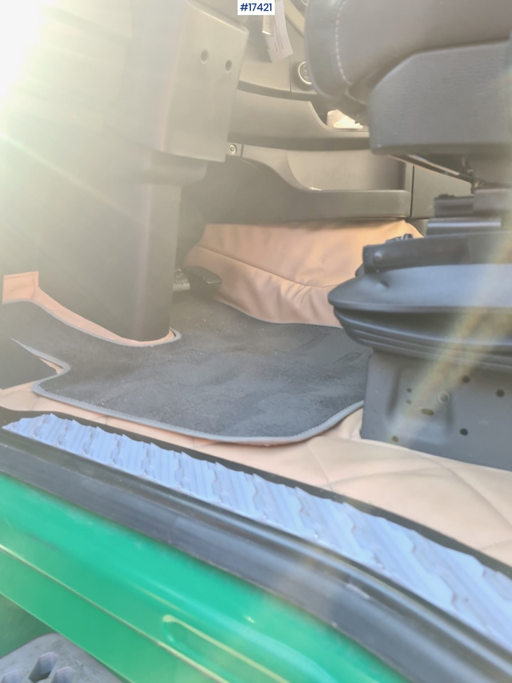 تأجير Volvo FH 8x4 Chassis SE VIDEO Volvo FH 8x4 Chassis SE VIDEO: صور 7