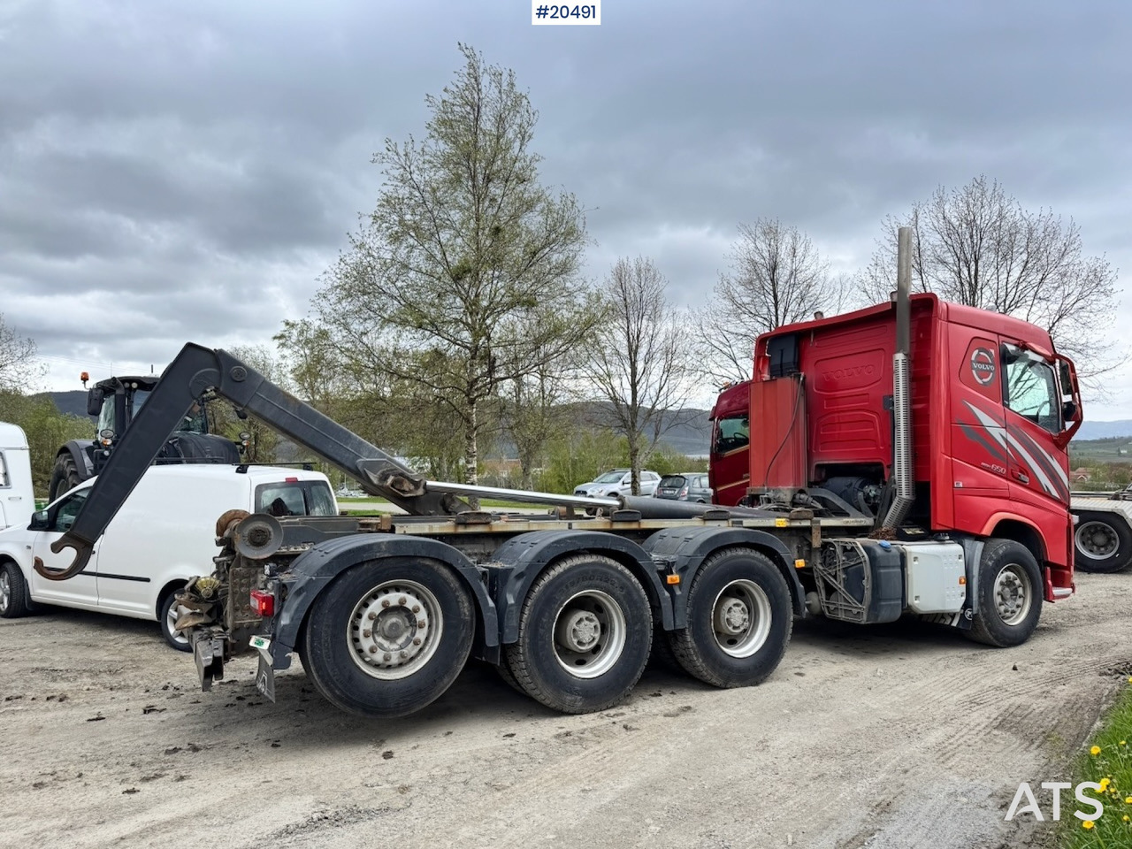 Volvo FH16 650 - شاحنة ذات الخطاف: صور 5 Volvo FH16 650 - شاحنة ذات الخطاف: صور 5