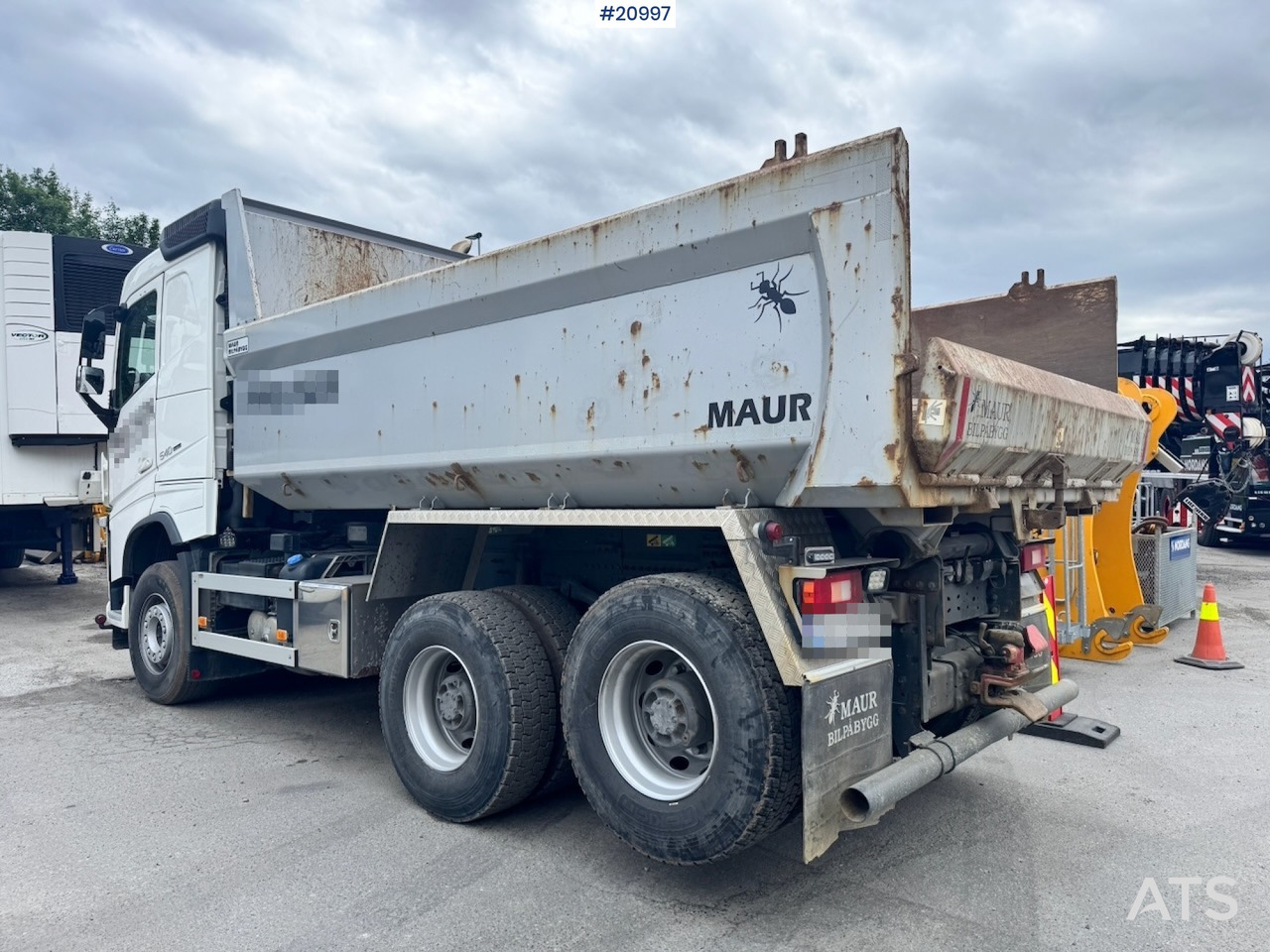 Volvo FH540 - قلابات: صور 3 Volvo FH540 - قلابات: صور 3
