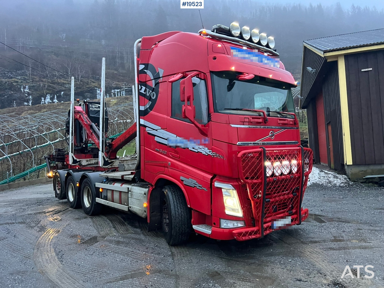 Volvo FH540 - شاحنة قطع الأشجار: صور 5 Volvo FH540 - شاحنة قطع الأشجار: صور 5