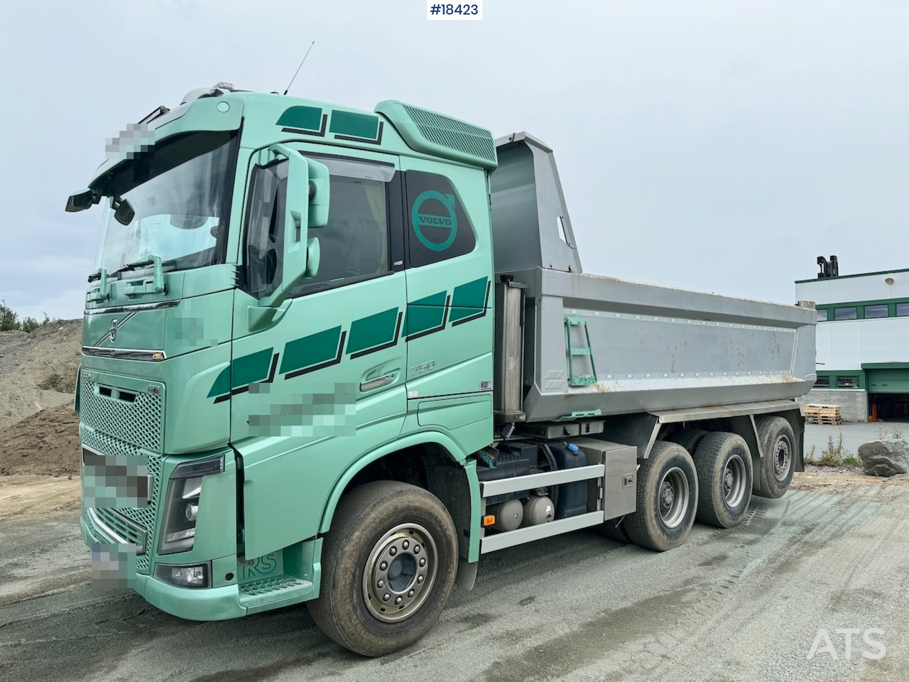 Volvo FH750 - قلابات: صور 2 Volvo FH750 - قلابات: صور 2