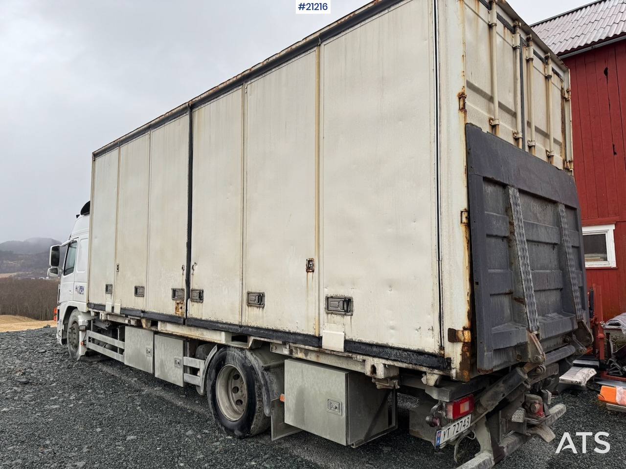 Volvo FM9 - بصندوق مغلق شاحنة: صور 3 Volvo FM9 - بصندوق مغلق شاحنة: صور 3