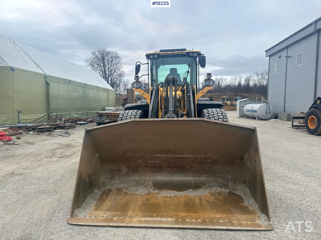 Volvo L110H - اللودر بعجل: صور 2 Volvo L110H - اللودر بعجل: صور 2