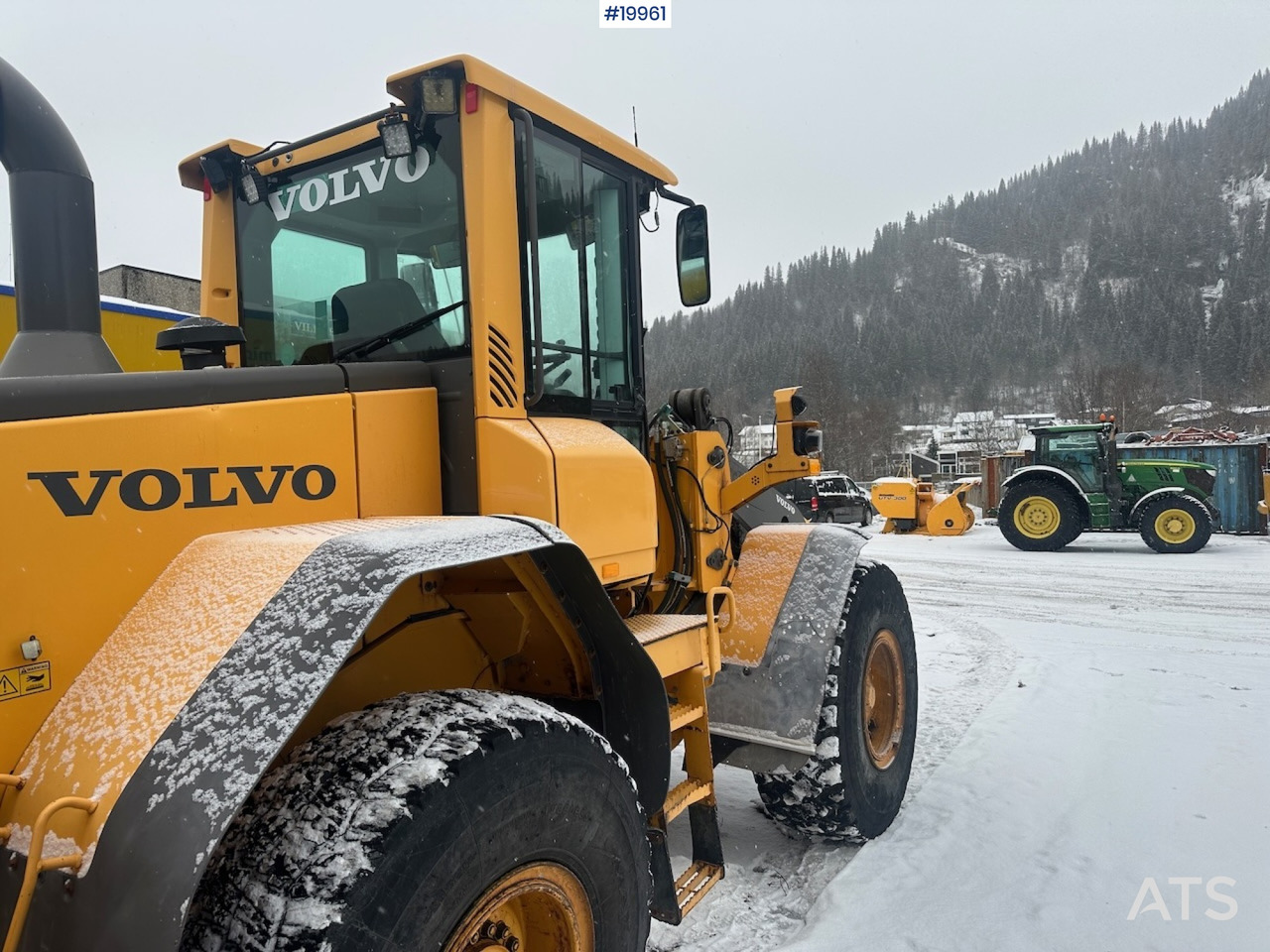 Volvo L90F - اللودر بعجل: صور 4 Volvo L90F - اللودر بعجل: صور 4
