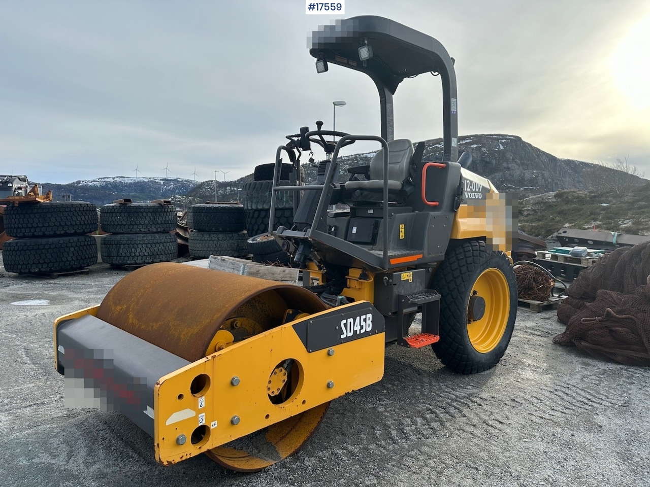 Volvo SD45B - مدماج: صور 4 Volvo SD45B - مدماج: صور 4
