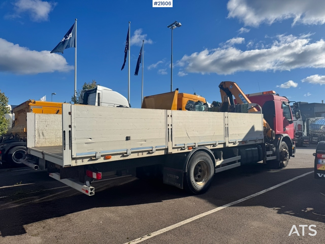 Volvo Volvo FE320 4x2 Kranbil m/ Effer 145 Kran - شاحنة كرين: صور 4 Volvo Volvo FE320 4x2 Kranbil m/ Effer 145 Kran - شاحنة كرين: صور 4
