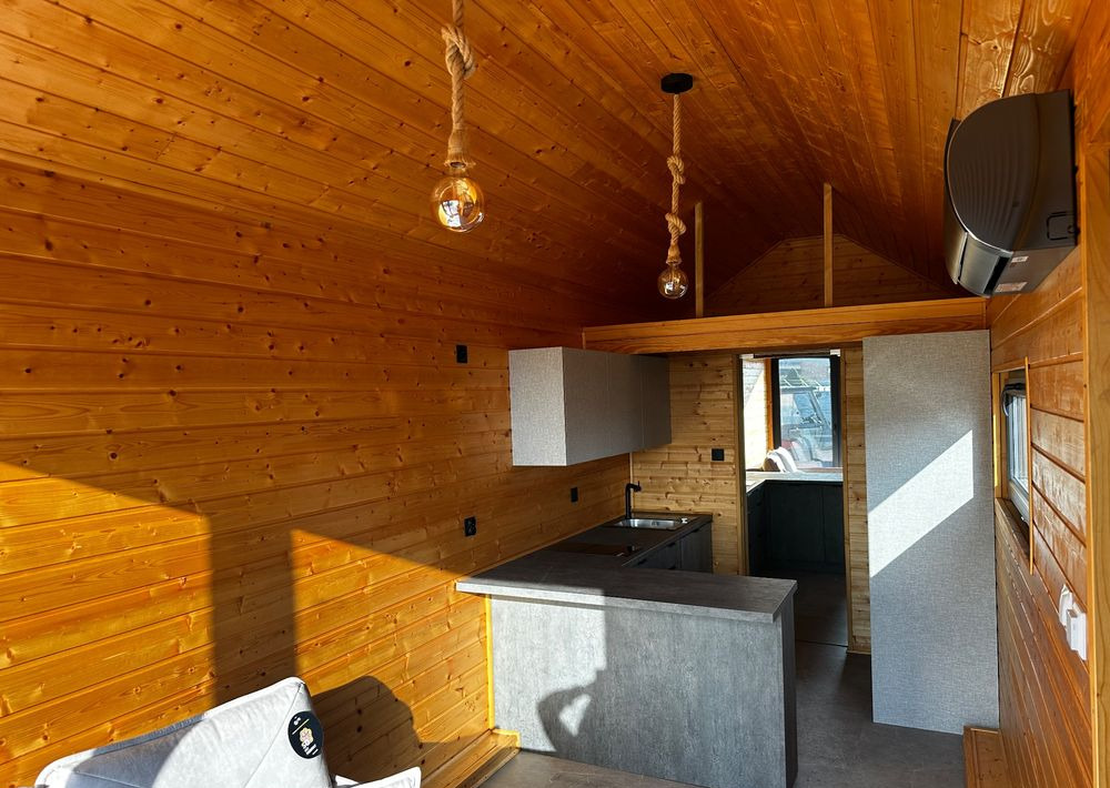 Boro Drewniany DOMEK MOBILNY na przyczepie 7,5m x 2,5m - كرفان سحب: صور 4 Boro Drewniany DOMEK MOBILNY na przyczepie 7,5m x 2,5m - كرفان سحب: صور 4