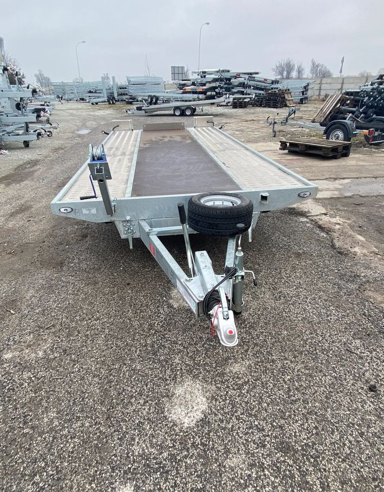 Niewiadów Saturn 4,5 x 2,10 sklejka - شاحنة نقل سيارات مقطورة: صور 1 Niewiadów Saturn 4,5 x 2,10 sklejka - شاحنة نقل سيارات مقطورة: صور 1