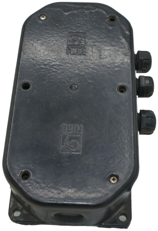 Electronic box , terminal 3635813 - قطع الغيار - ونش كرين: صور 4 Electronic box , terminal 3635813 - قطع الغيار - ونش كرين: صور 4