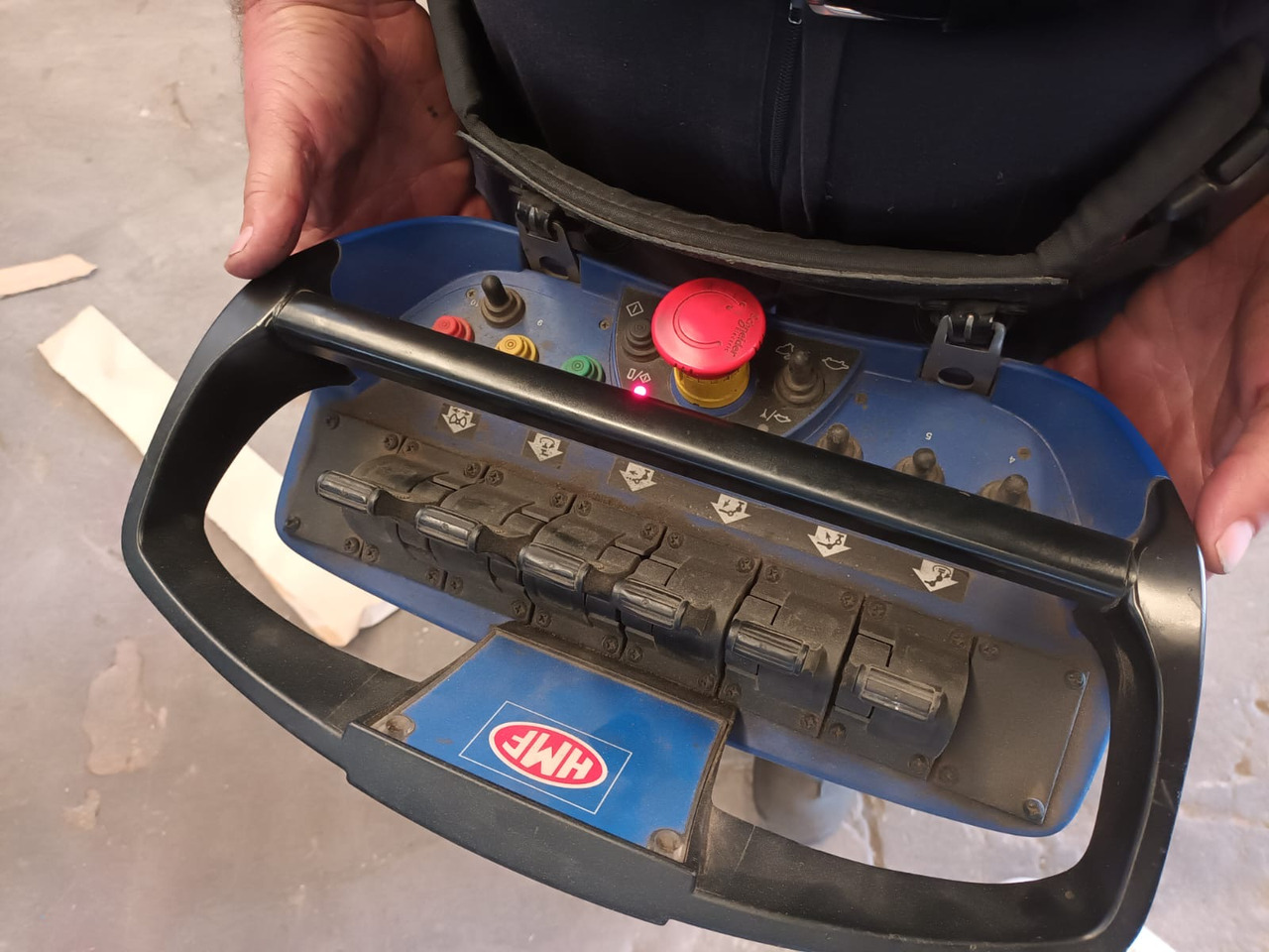 HMF 1643 - ونش كرين: صور 5 HMF 1643 - ونش كرين: صور 5