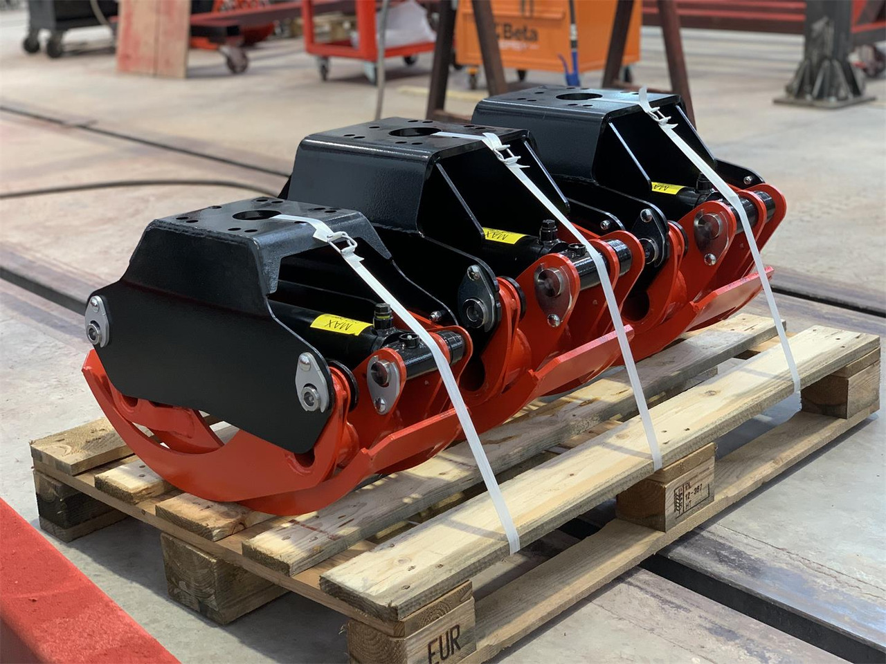 LOG GRAB PF-L.19 - مخلبي - ونش كرين: صور 5 LOG GRAB PF-L.19 - مخلبي - ونش كرين: صور 5