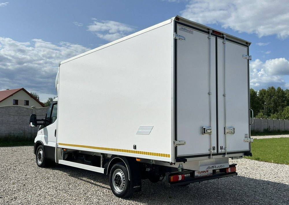 Iveco Daily - الشاحنات الصغيرة المبردة: صور 3 Iveco Daily - الشاحنات الصغيرة المبردة: صور 3