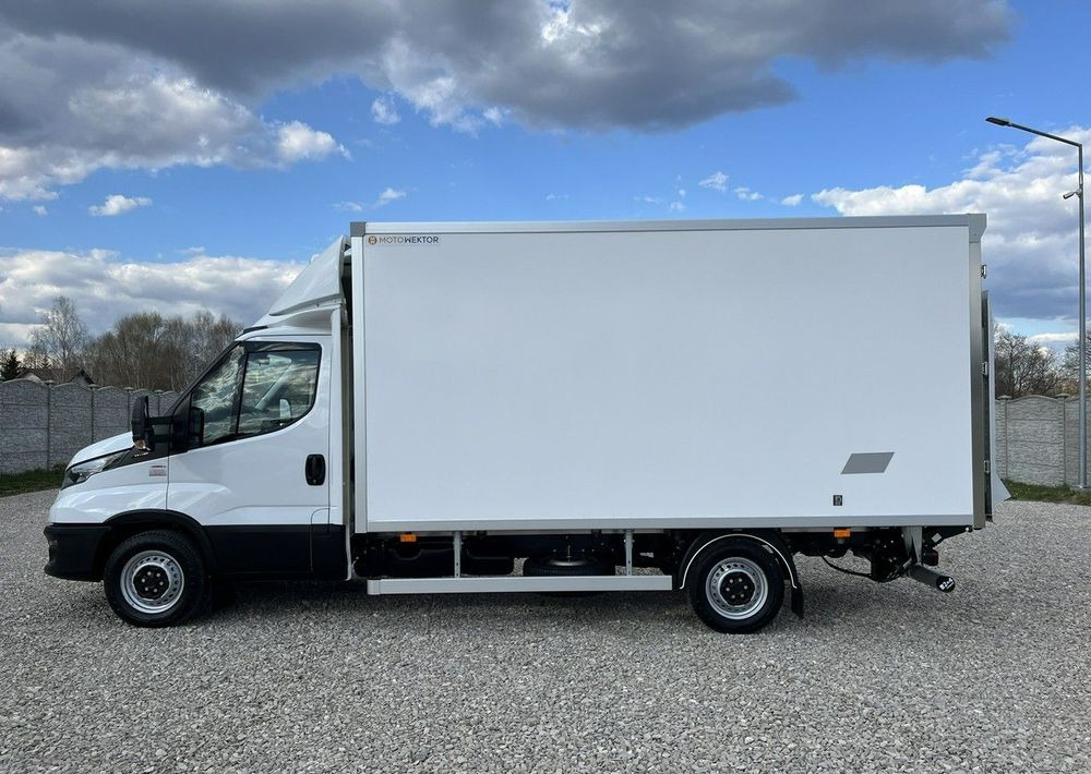 Iveco Daily - الشاحنات الصغيرة المبردة: صور 3 Iveco Daily - الشاحنات الصغيرة المبردة: صور 3