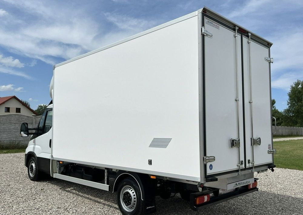 Iveco Daily - الشاحنات الصغيرة المبردة: صور 2 Iveco Daily - الشاحنات الصغيرة المبردة: صور 2