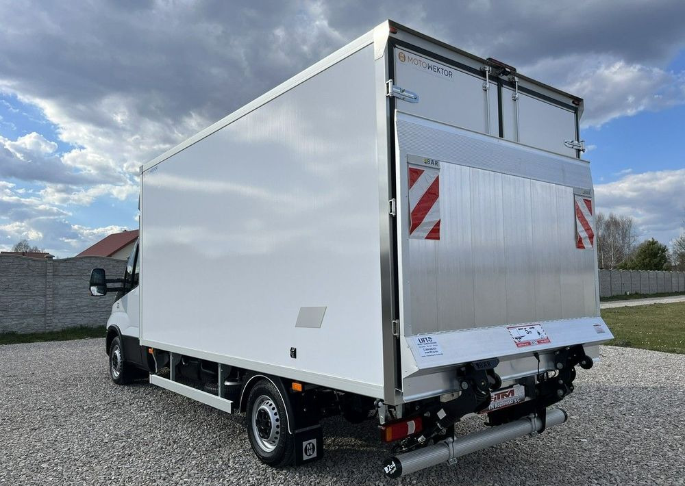 Renault Master - الشاحنات الصغيرة المبردة: صور 4 Renault Master - الشاحنات الصغيرة المبردة: صور 4