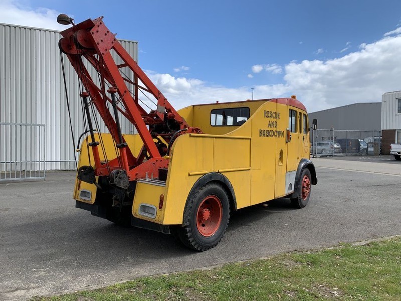 Commercial Commer Wrecker Afsleep Berging 1952 Barnfinds and Restoration projects Dubbelcabine bergingsvoertuig - سيارة السحب للتصليح: صور 2 Commercial Commer Wrecker Afsleep Berging 1952 Barnfinds and Restoration projects Dubbelcabine bergingsvoertuig - سيارة السحب للتصليح: صور 2