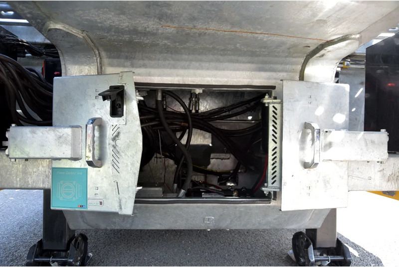 Diversen TT-STU - شاحنة نقل سيارات نصف مقطورة: صور 5 Diversen TT-STU - شاحنة نقل سيارات نصف مقطورة: صور 5