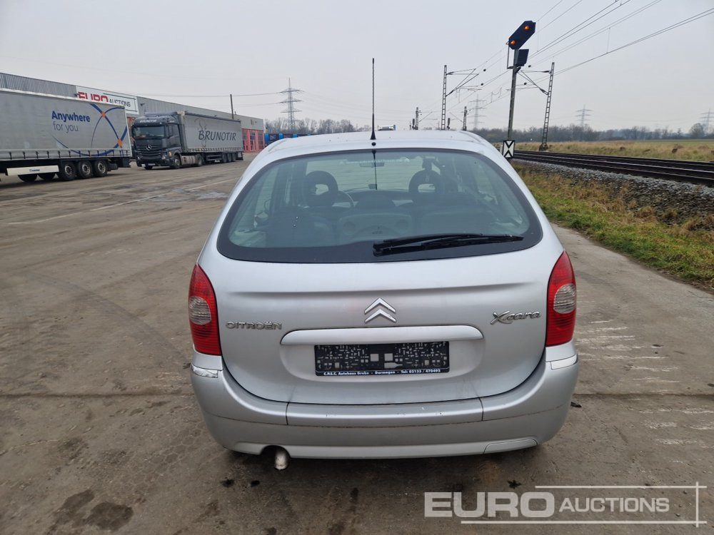 2004 Citroen Xsara Picasso - سيارة: صور 4 2004 Citroen Xsara Picasso - سيارة: صور 4
