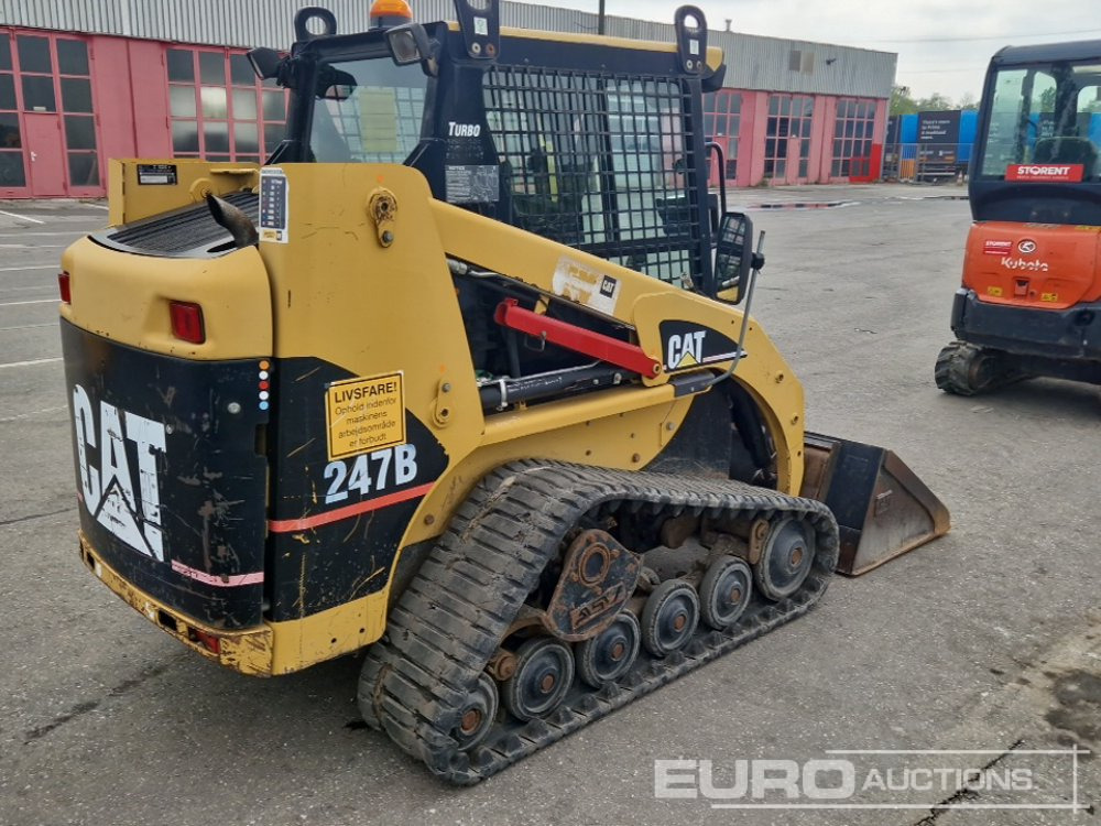 2006 CAT 247B - شيول صغير: صور 5 2006 CAT 247B - شيول صغير: صور 5