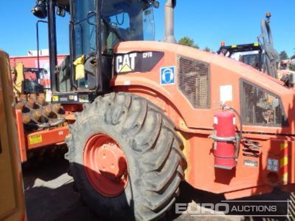 2011 CAT CP76 - مدحلة: صور 3 2011 CAT CP76 - مدحلة: صور 3