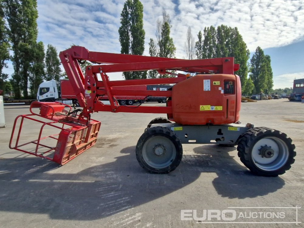 2012 Genie Z-45/25 - منصات هيدروليكية متنقلة: صور 2 2012 Genie Z-45/25 - منصات هيدروليكية متنقلة: صور 2